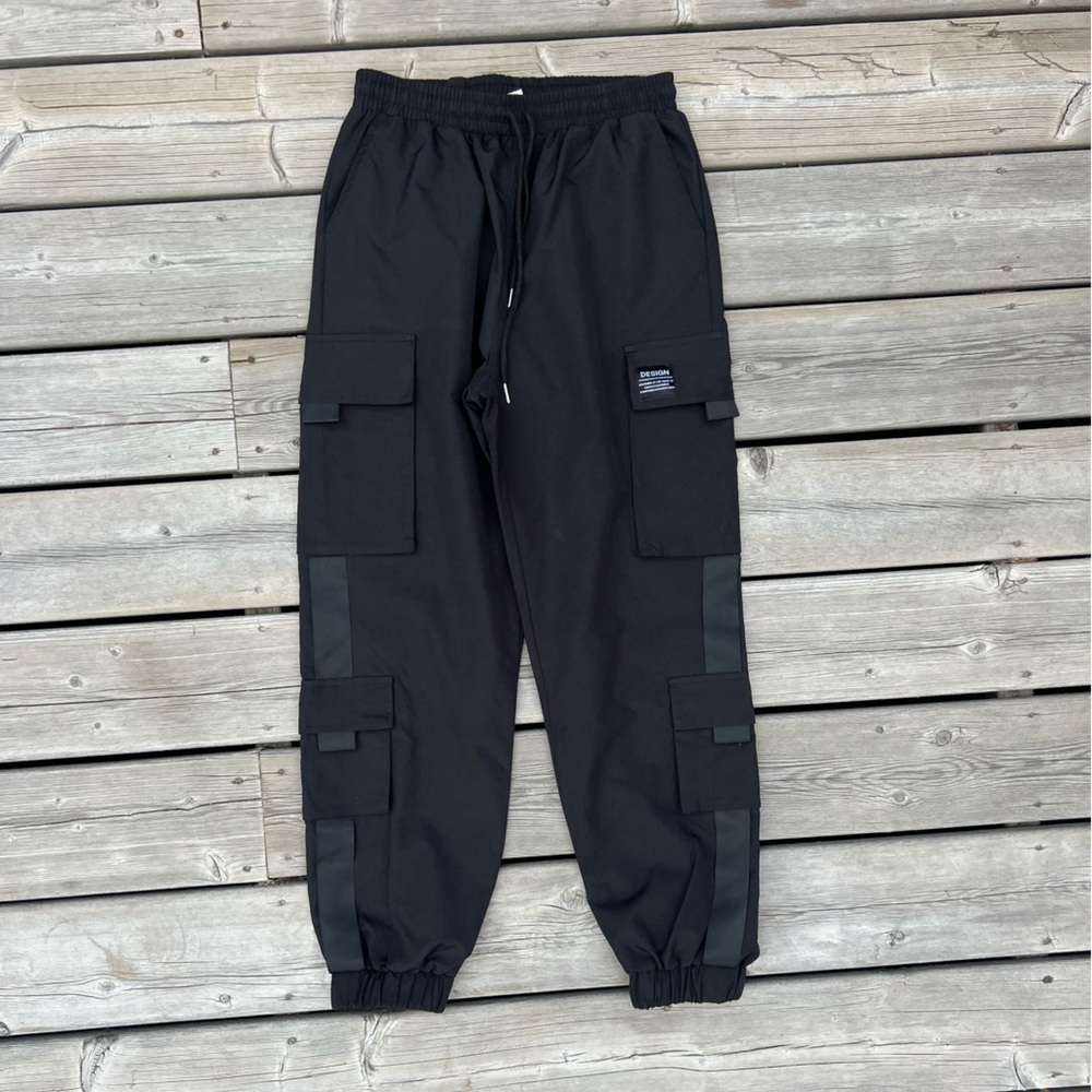 Baggy Fit Cargo Pants